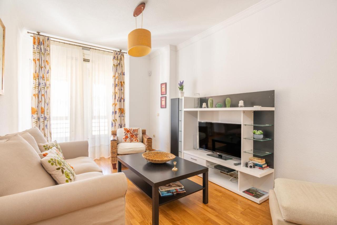 Amplio Apartamento Universidad By Renthas Málaga Kültér fotó