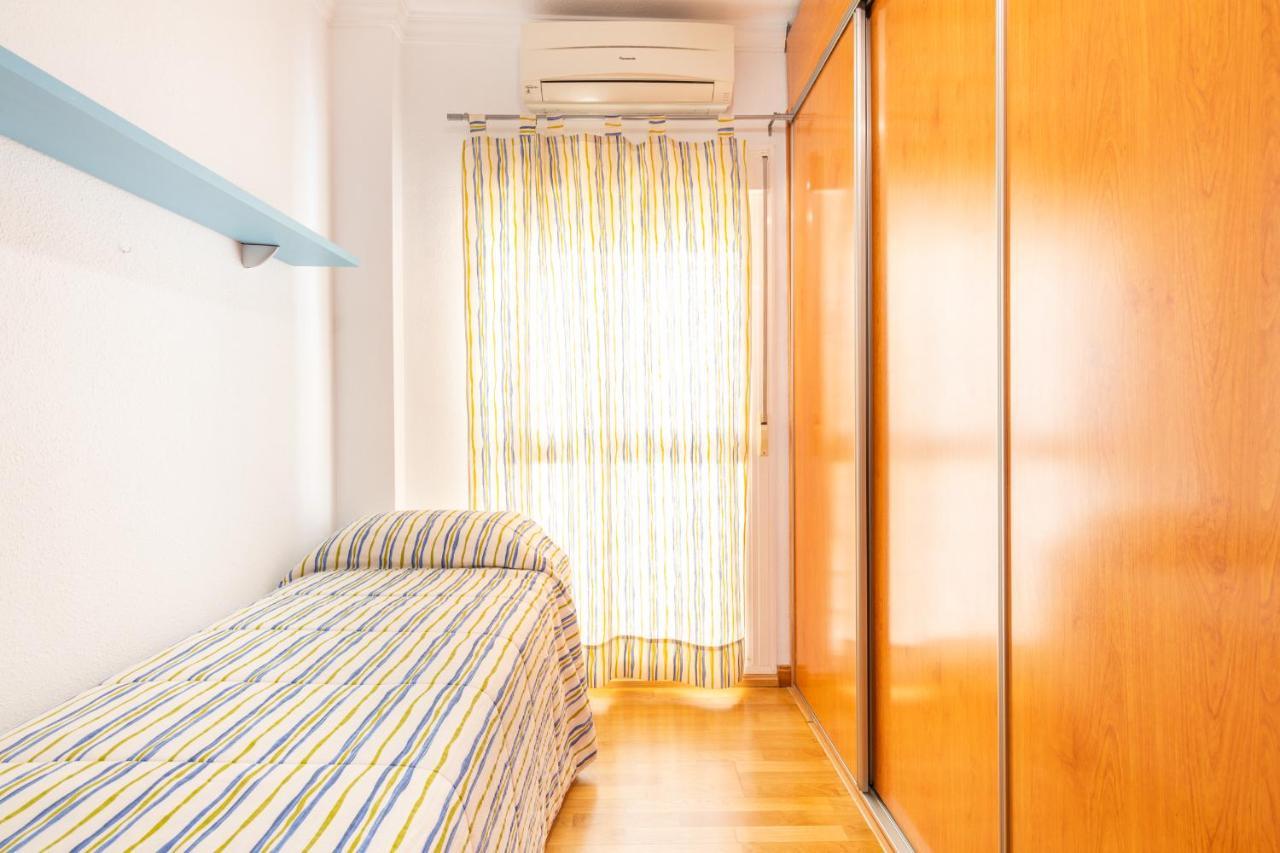 Amplio Apartamento Universidad By Renthas Málaga Kültér fotó